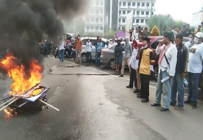 Aksi Penolakan HRS Bergulir di Medan