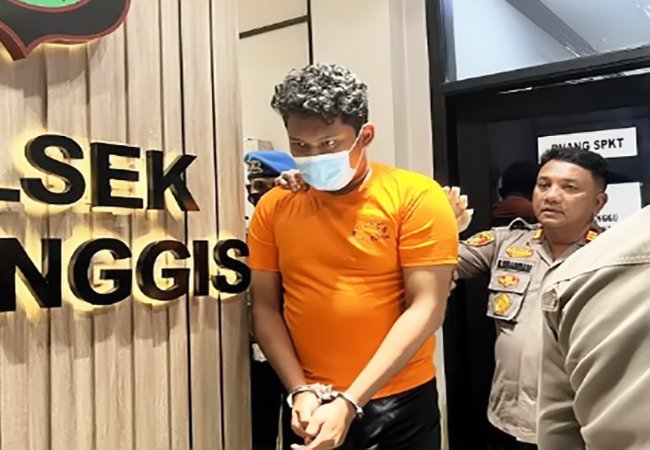 Ditusuk 50 Kali, Seorang Anak Tega Bunuh Ibu Kandung