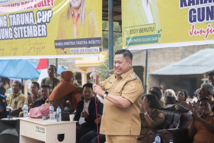 Buka Turnamen Voli Karang, Bupati Dairi: Kegiatan Seperti Ini Penting Manfaatnya