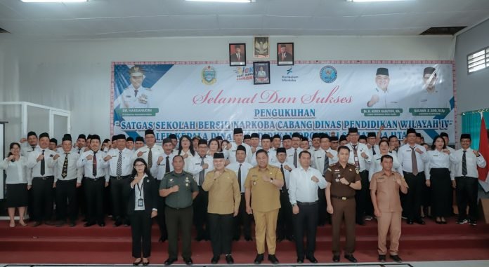 Pengukuhan Satgas Sekolah Bersih Narkoba, Bupati Eddy Berutu: Mari Selamatkan Anak Bangsa