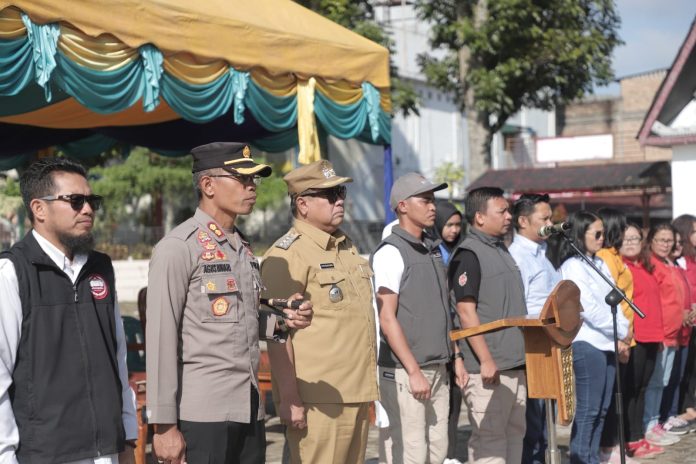 Jelang Pemilu Serentak 2024, Bupat Dairi Hadiri Apel Siaga Deklarasi Kampanye Damai Bersama Bawaslu