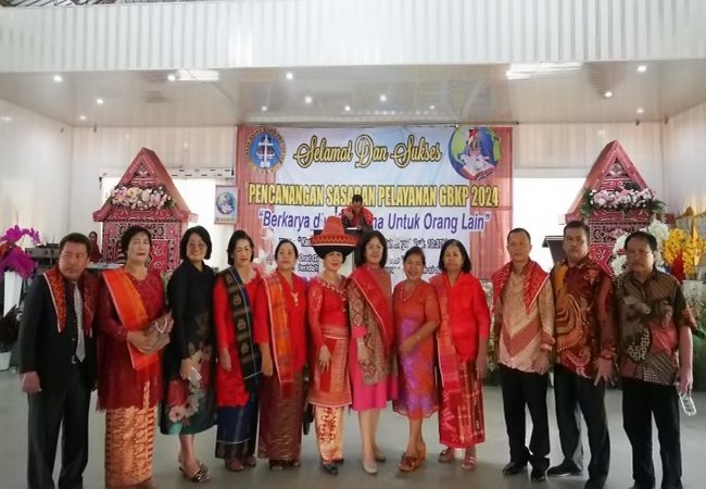 _4822_21-Runggun-GBKP-Klasis-Siantar-Do--039-akan-Dr-Badikenita-Sitepu-Kembali-Jadi-DPD-RI-2024 21 Runggun GBKP Klasis Siantar Doakan Dr Badikenita Sitepu Kembali Jadi DPD RI 2024