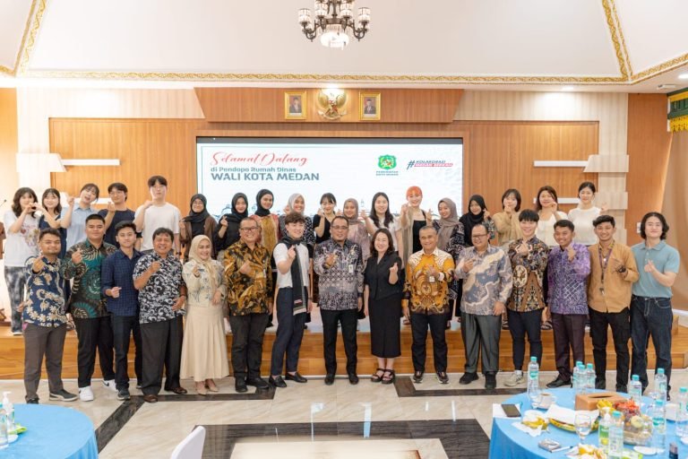 Temu Ramah dengan 12 Mahasiswa Gwangju, Aulia Rachman: Selamat Belajar dan Kenal Budaya Medan