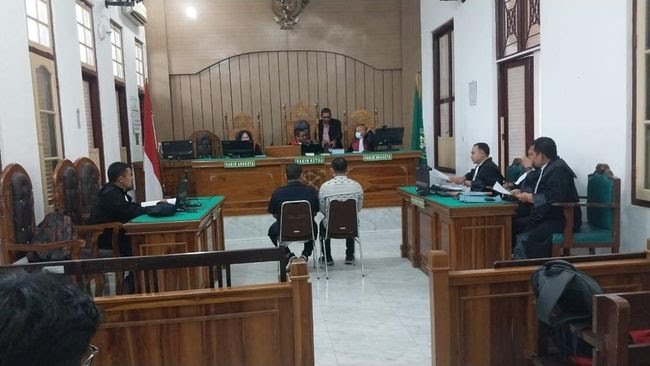 Anggota Bawaslu Medan yang Di-OTT Polda Sumut jalani Sidang Perdana di PN Medan