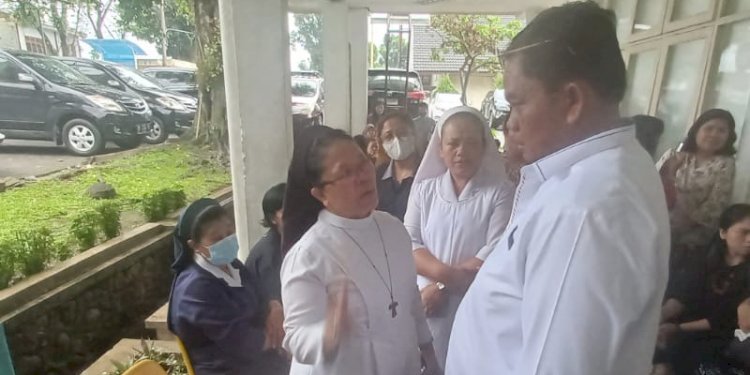 Korban Tanah Longsor di Sibolangit dikunjungi Anggota DPRD Medan di RS Adam Malik