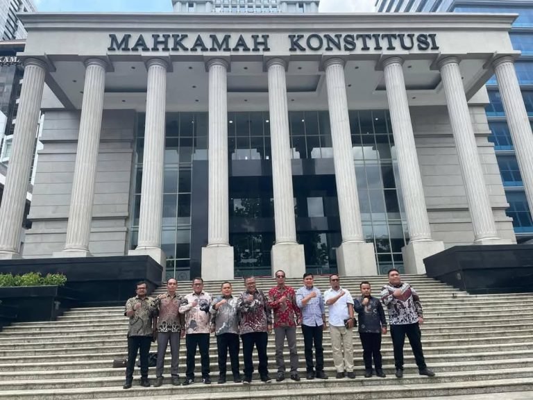 Bawaslu Sumut bersama Bawaslu Mandailing Natal Ikuti Sidang Pemeriksaan di MK