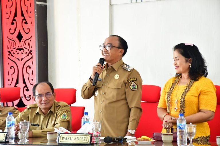 Wabup Ariston Tua Sidauruk Awali Tugas Dengan Perkuat Soliditas Pemkab Samosir