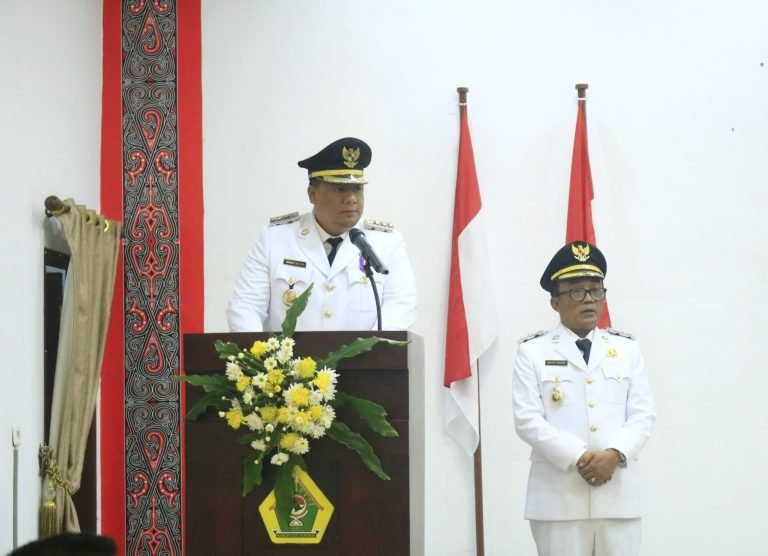Bupati Vandiko Sampaikan Pidato Perdana di DPRD Samosir: Janji Sinergi dan Efisiensi