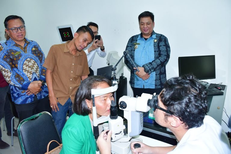 Bupati Samosir Resmikan Poliklinik Mata, Layanan Kesehatan di RSUD dr. Hadrianus Sinaga Semakin Meningkat