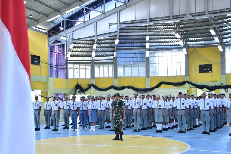 Wabup Pimpin Upacara Seleksi Paskibraka 2025 Tingkat Kabupaten Samosir