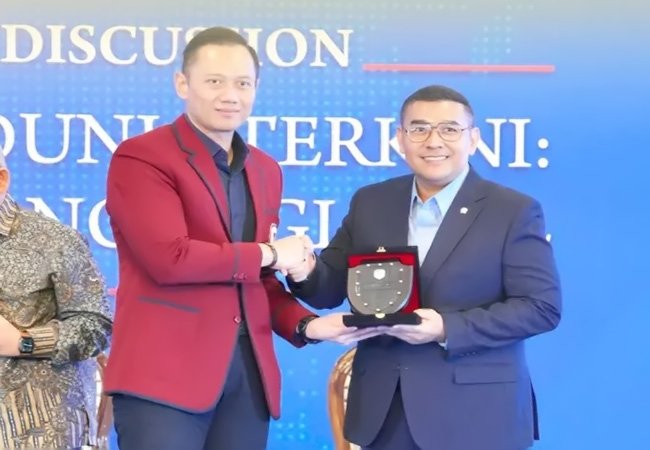 Wamen ATR/Waka BPN Hadiri Panel Diskusi The Yudhoyono Institute