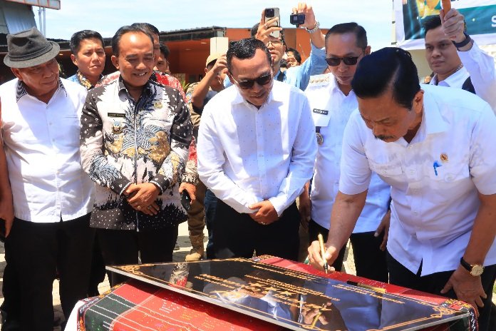 Wabup Samosir Dampingi Ketua DEN RI Resmikan Abe Hotel and Convention di Tapanuli Utara