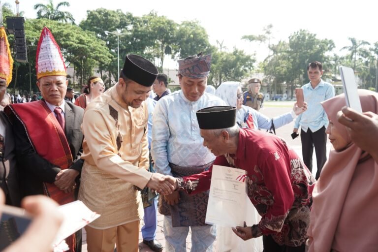 Kantor Pertanahan Deli Serdang Buktikan Komitmen, Sertipikat Sah Diberikan di Hari Jadi Deli Serdang Ke – 79