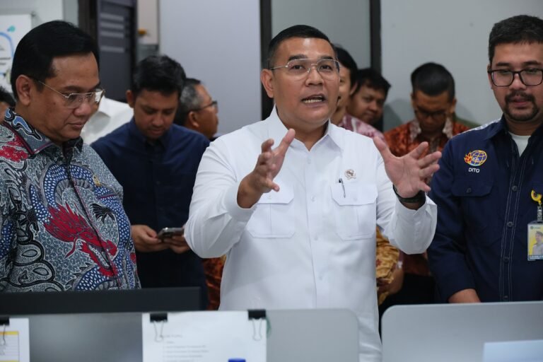Wamen ATR/BPN Ossy Dermawan Apresiasi Inovasi Drive Thru dan Kantor Pertanahan Virtual di Kota Tangerang