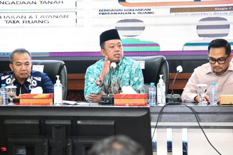 Menteri Nusron Ajak Pemda se-Kalsel Kawal Empat Program Strategis ATR/BPN
