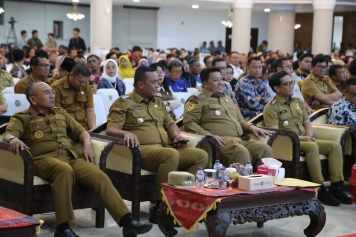 Bupati Samosir Dorong Pemanfaatan KUR dan KPP untuk Perkuat Ekonomi Daerah